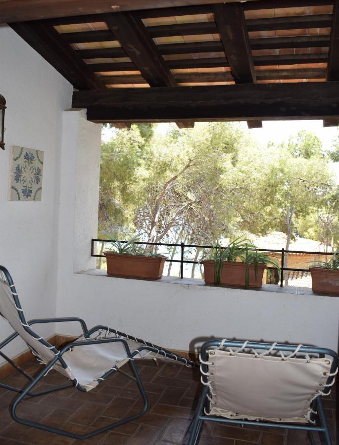 L'Ancora De Bara Hotel Roda de Bara Bagian luar foto