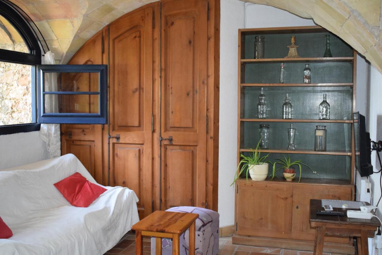 L'Ancora De Bara Hotel Roda de Bara Bagian luar foto